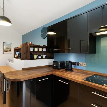 2 Bed In Oc-lr241