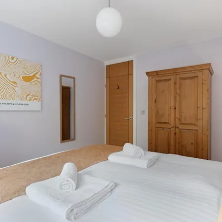 2 Bed In Oc-lr241 Apartamento *